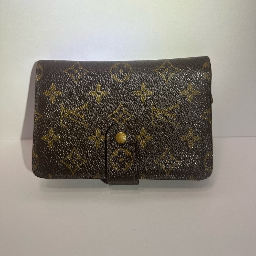 Louis Vuitton Porto Pavier Zip Round Wallet